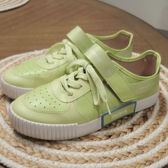 Moleca Women’s Green Tennis shoes, from Brazil, Size 6/37 - Picture 4 of 11